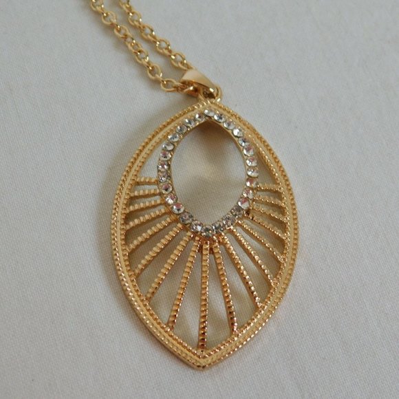 Avon Jewelry - Avon Sunrise Long Pendant Necklace Signature Collection Beautiful Gold Tone Box